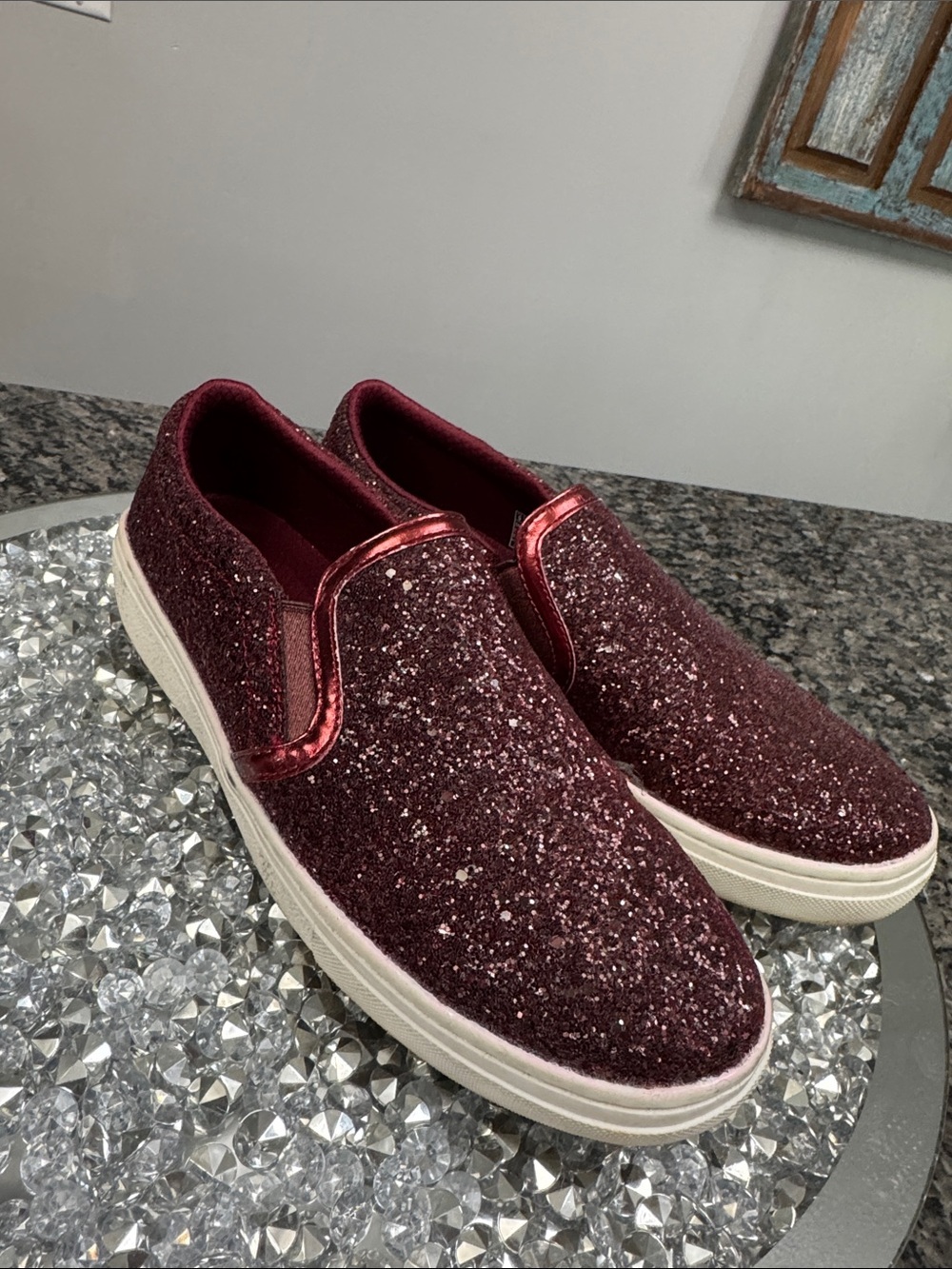 Skechers Women's Slip-On Glitter Loafer sneakers in Burgundy 9